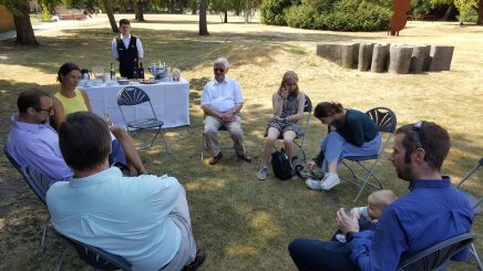 37279858_10156359152127696_3758971990392700928_n